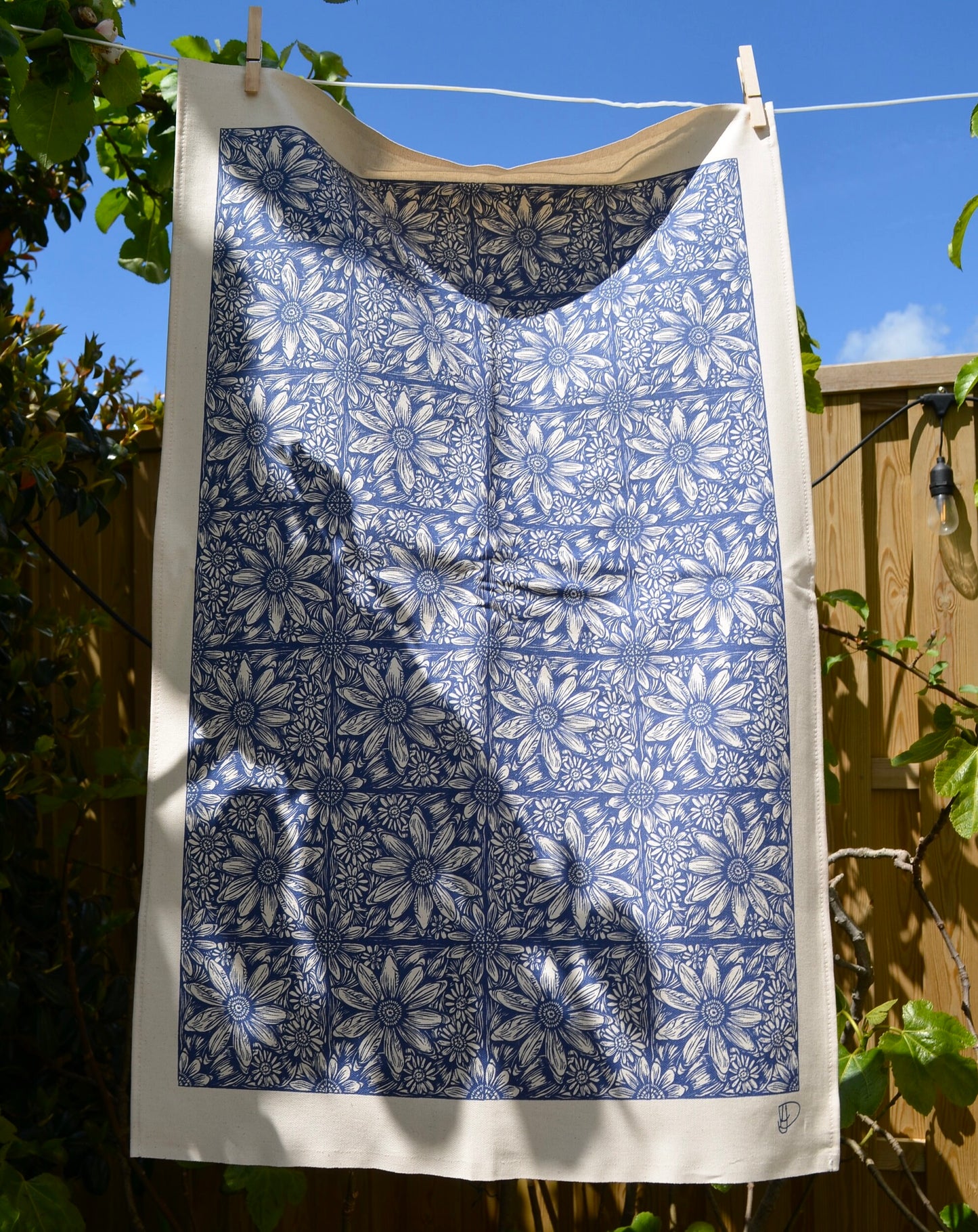 "Daisies Big and Small" Organic Cotton Tea Towel