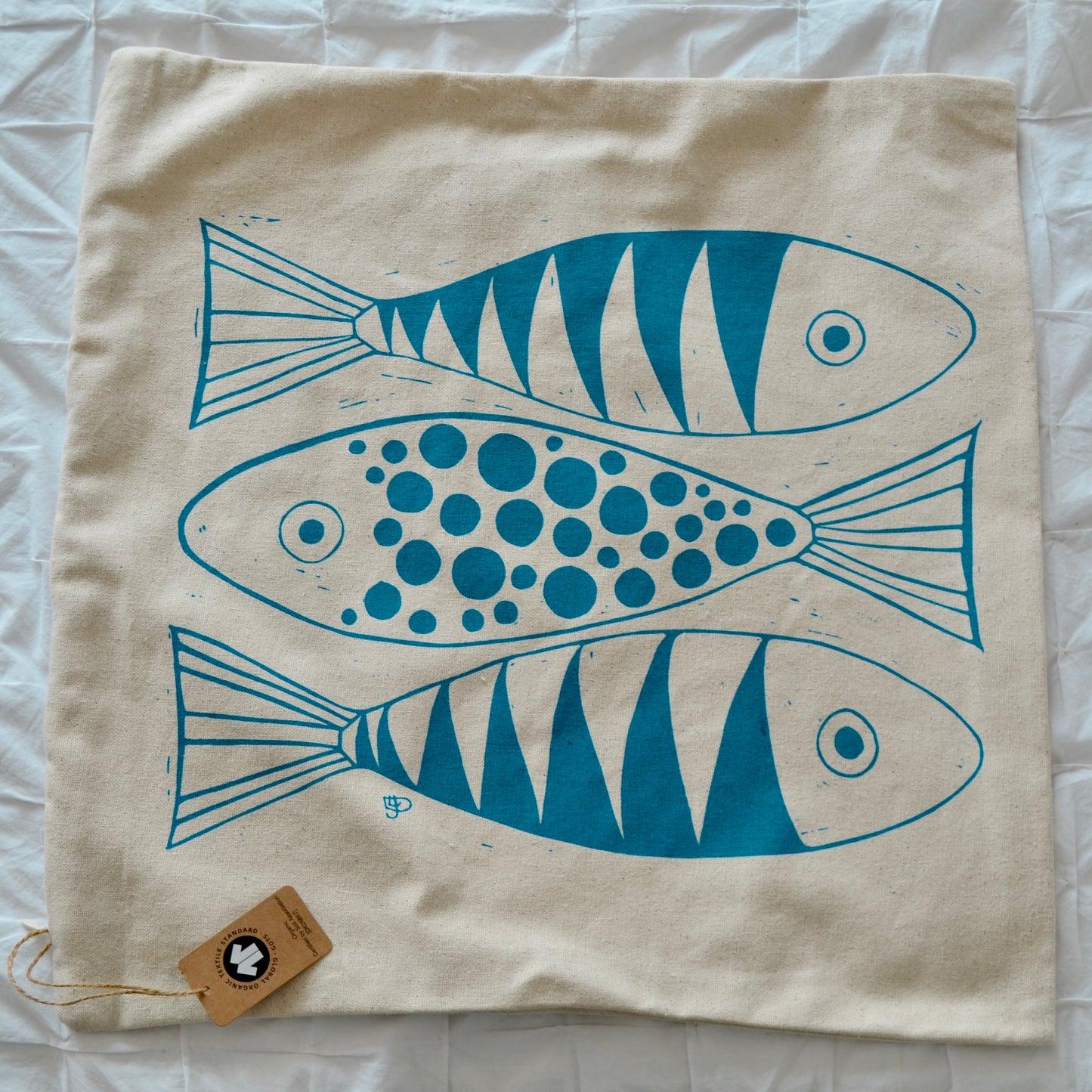 "Three fish" organic cotton cushion cover